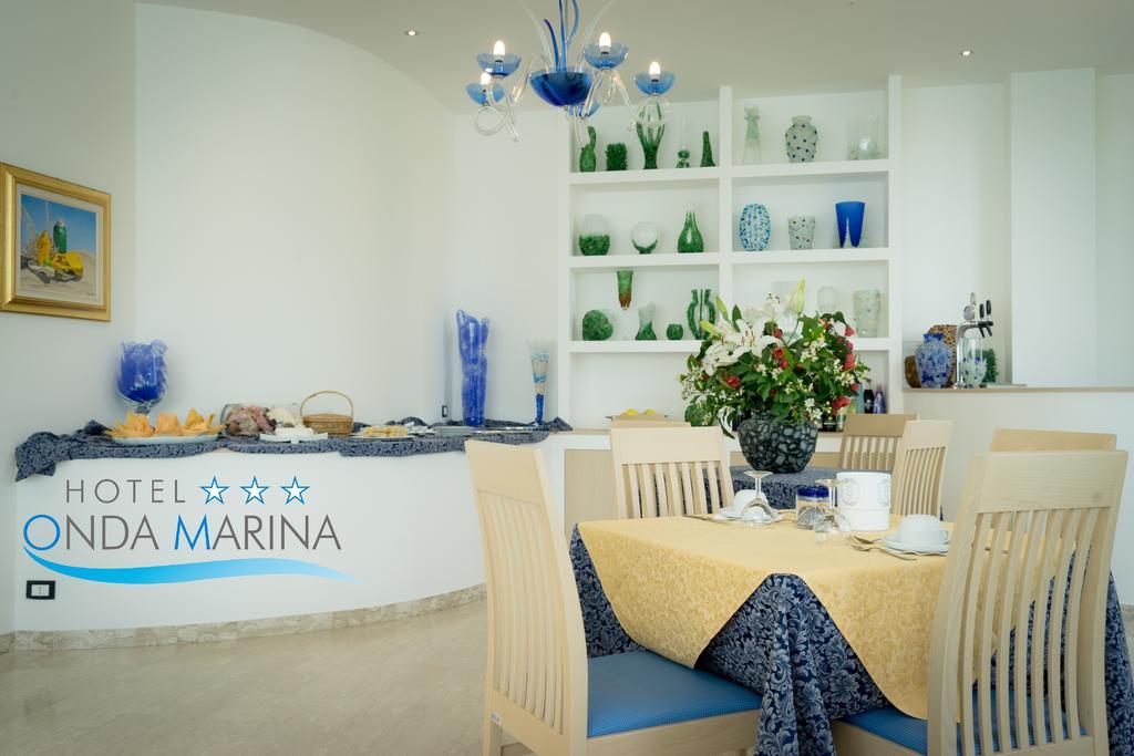 Hotel Onda Marina Misano Adriatico Exterior photo